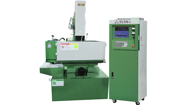 鼎拓數(shù)控淺談火花機(jī)的加工精密化